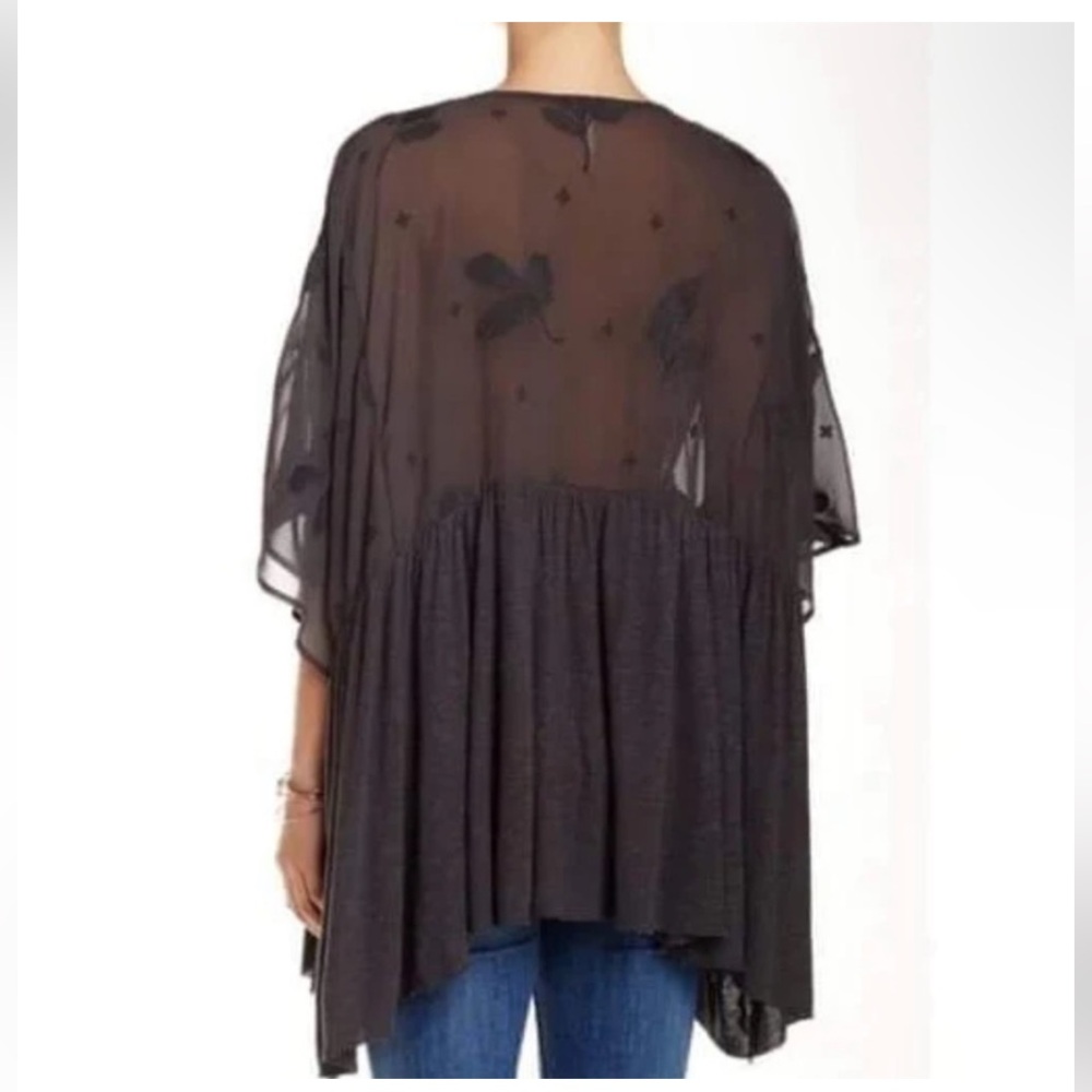 Boho V-Neck Flowy Womens Top in Charcoal Gray - Picture 5 of 15